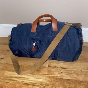 J Crew Harwick Navy Blue Duffle travel Bag